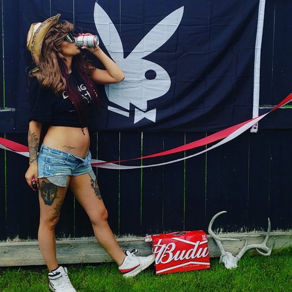 Meet your Posher, Ashley - Picture 7 of 13